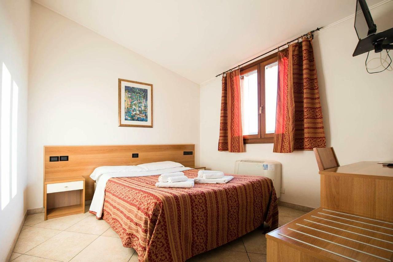 Hotel Le Corti Pitstop Ferrara Eksteriør billede