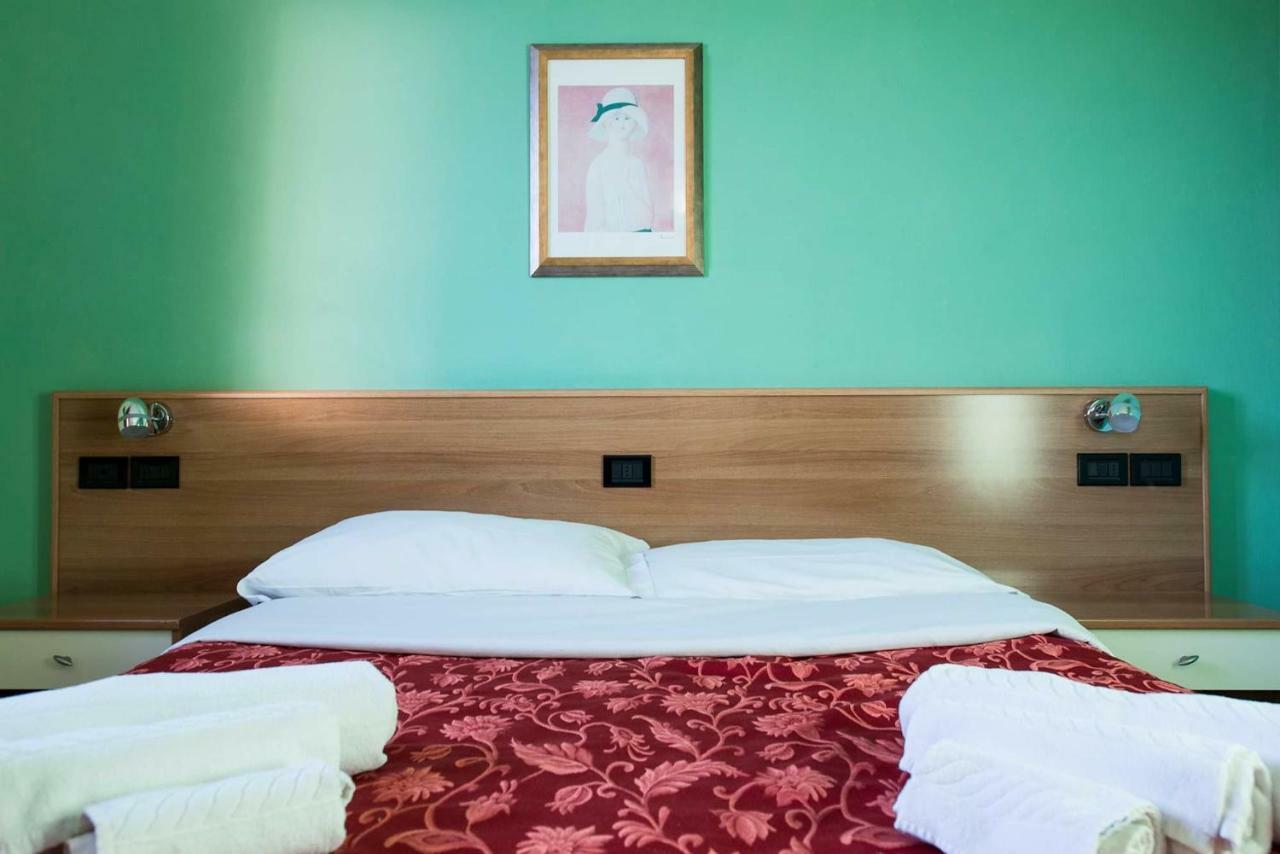Hotel Le Corti Pitstop Ferrara Eksteriør billede