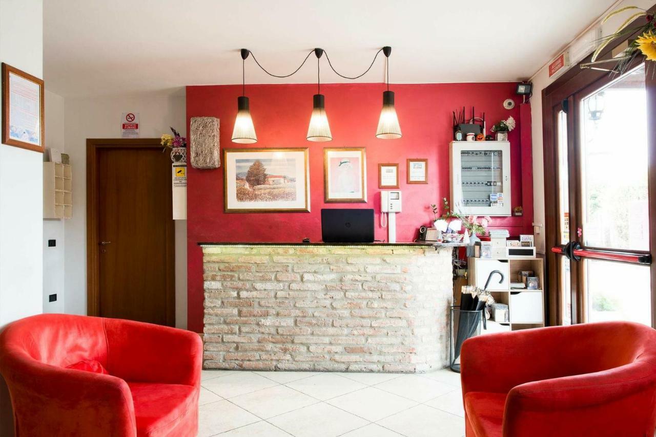 Hotel Le Corti Pitstop Ferrara Eksteriør billede